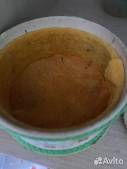 Юрта-шкатулка и фигурка