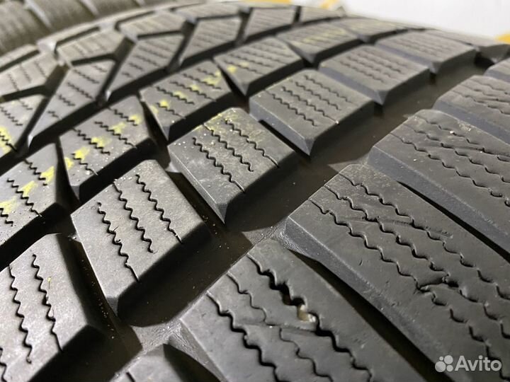 Toyo Open Country W/T 295/40 R20