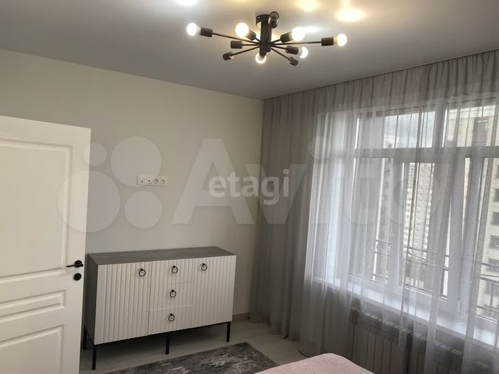 1-к. квартира, 42 м², 13/16 эт.