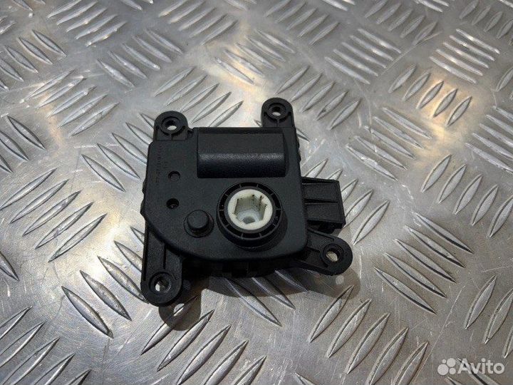 Сервопривод заслонки печки Kia Cerato 2 седан