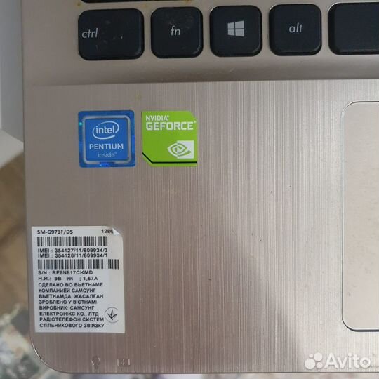 Ноутбук asus