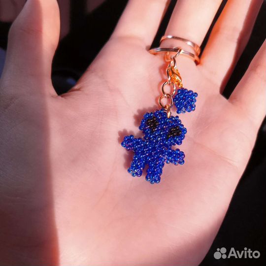 Брелок из бисера