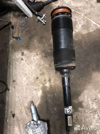 Амортизатор гидростойка Mercedes W221