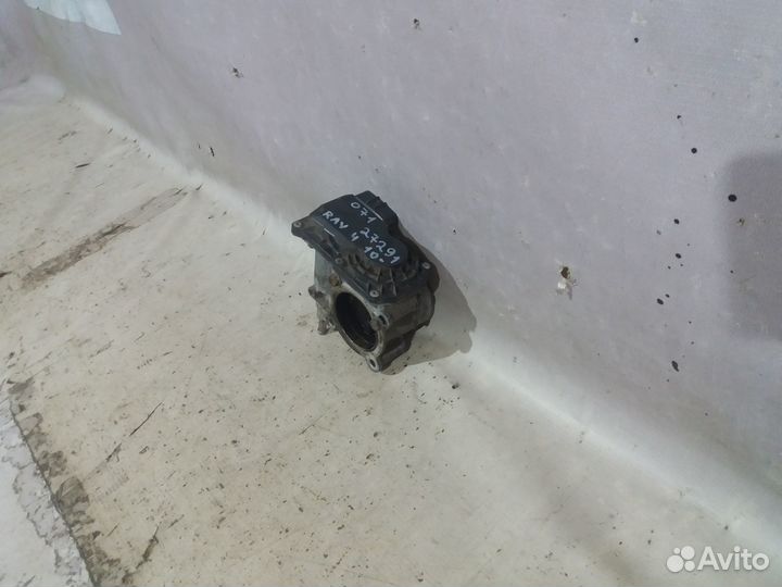 Toyota Rav 4 V30 06- 2.0 Дроссельная заслонка