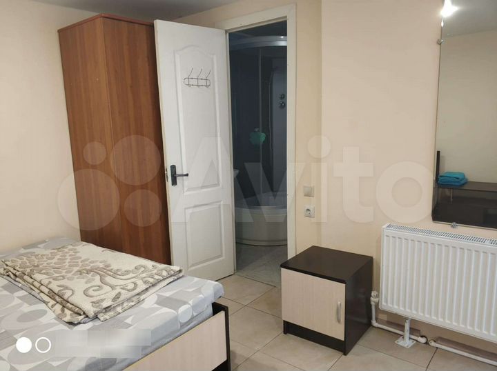 Дом 20 м² на участке 2 сот.