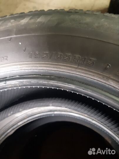 Bridgestone Blizzak Spike-02 195/65 R15 94T