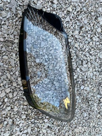 Левое стекло фары W222 рестайлинг оригинал