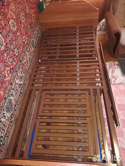 Медицинская кровать MET staut для лежачих больных