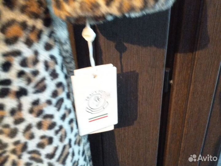 Шубка Италия новая