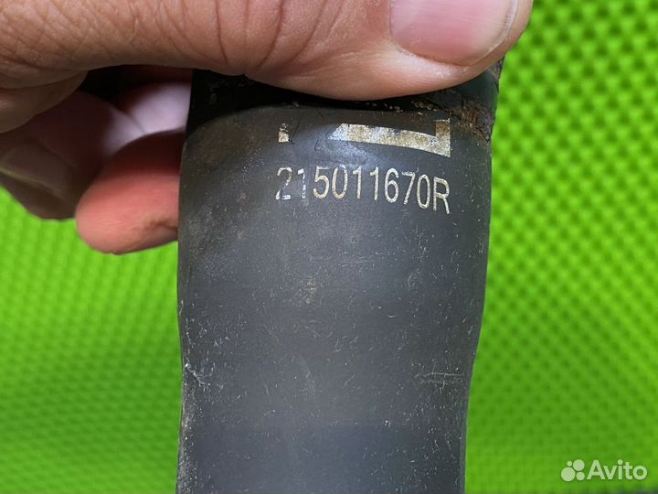 Патрубок радиатора Renault Logan 1