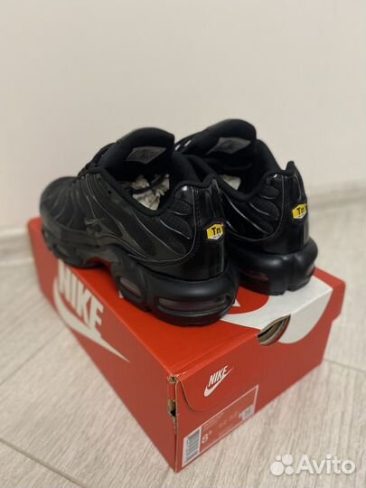 Кроссовки Nike Air Max Plus Triple Black
