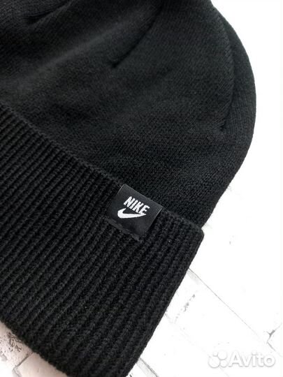 Мужская шапка