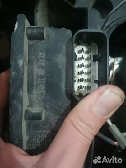 Фара левая Porsche Cayenne 2002-2010