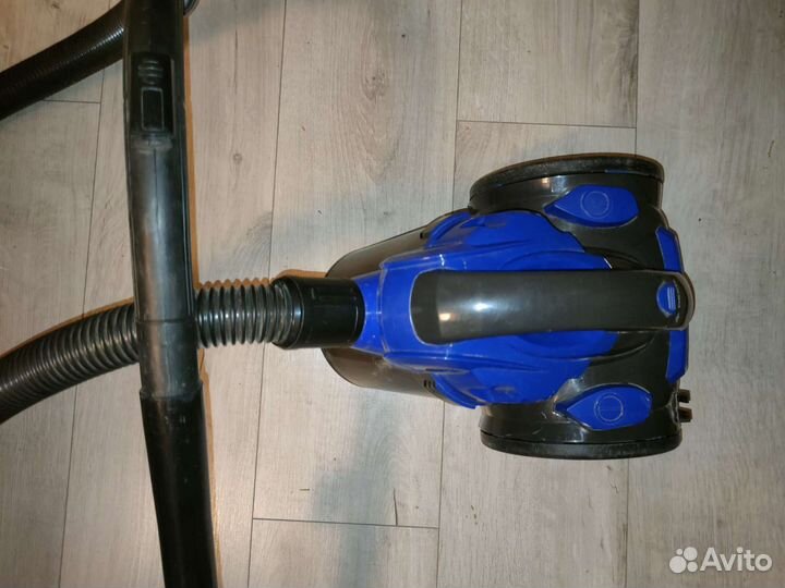 Пылесос dexp H-1600 (1600Вт)