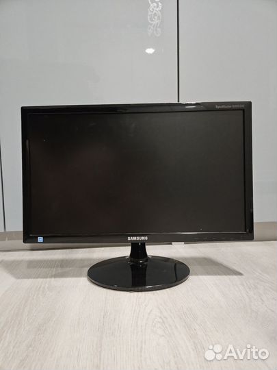Монитор Samsung s20b300n