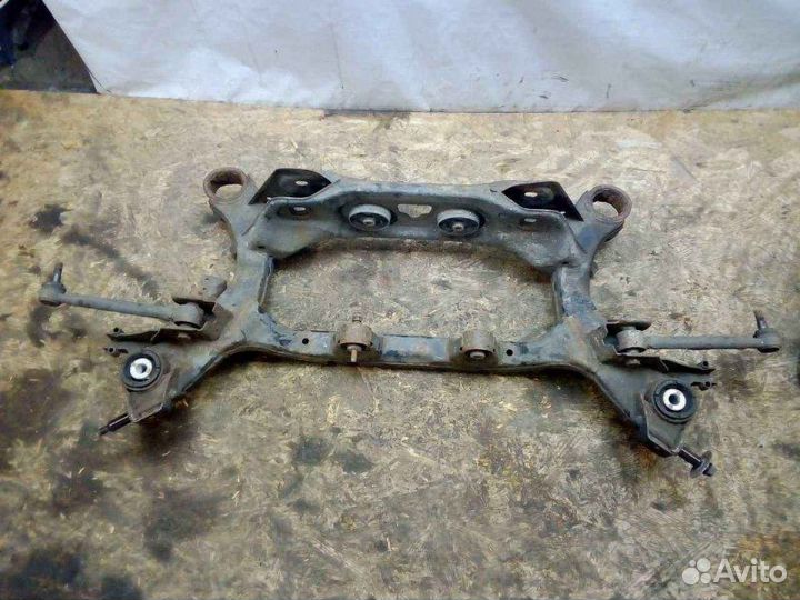 Балка (подрамник) задняя Hyundai Santa Fe 2 2.7