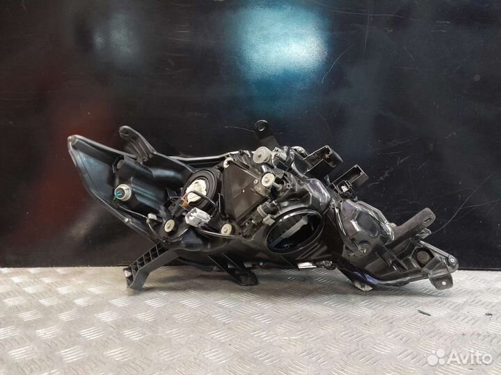 Фара левая Toyota Land Cruiser Prado 150