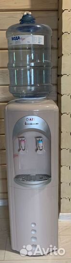 Кулер для воды AEL