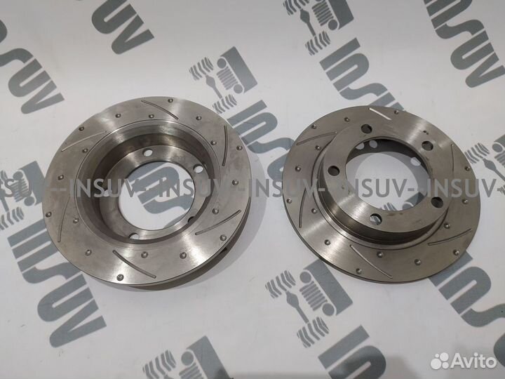 Передние тормозные диски Нива перфорация+насечки