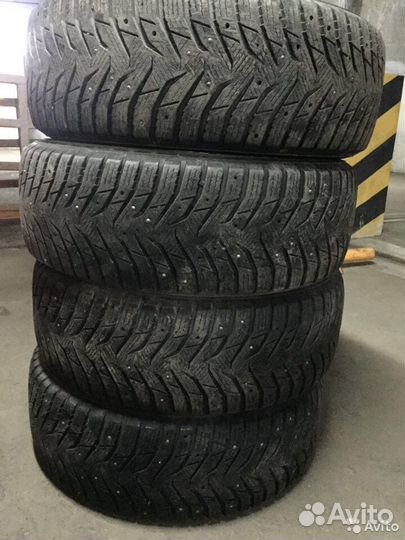 Kumho WinterCraft Ice WI31 235/65 R17