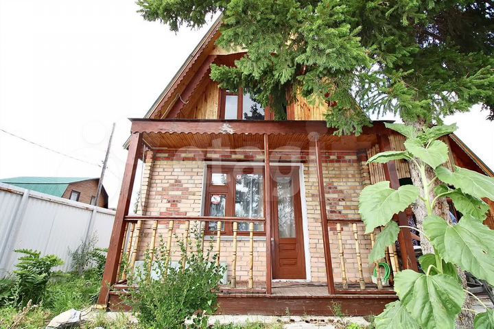 Дом 69,5 м² на участке 9,6 сот.