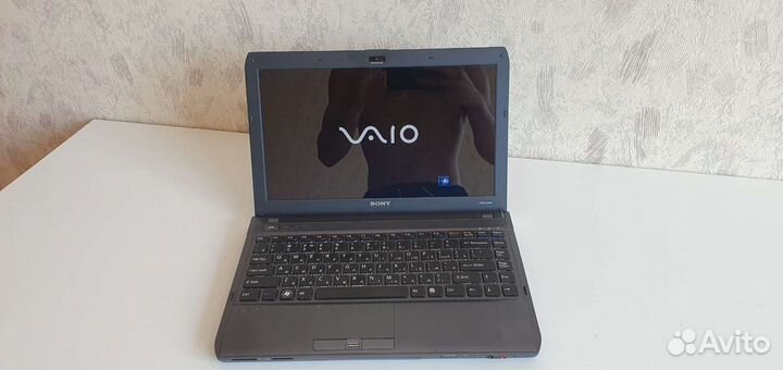 Sony vaio vpcs11 core i5 /nvidia gt 310/13.3