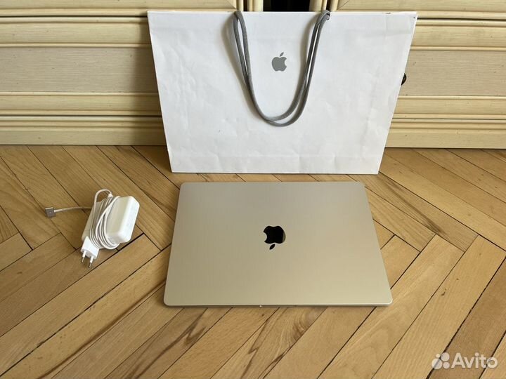 MacBook Air 15 2023 M2 8Gb 256Gb 9 циклов Новый