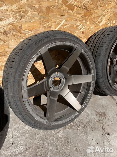 Диски в сборк Shogun A1 R18 9,5J цо 73.1 5x114.3