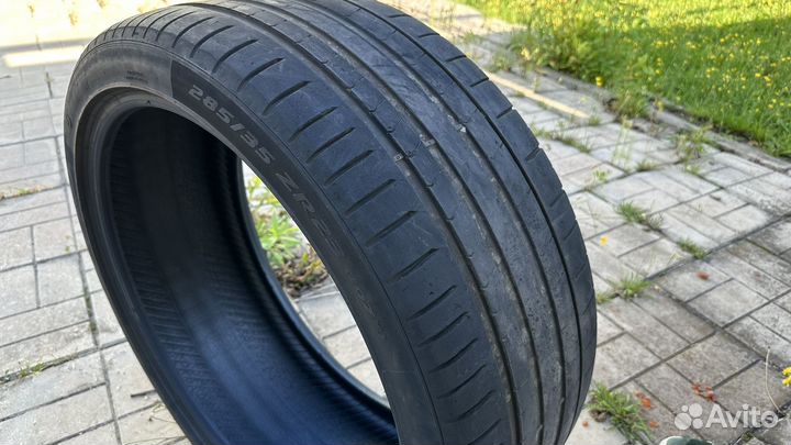 Pirelli P Zero 285/35 R23