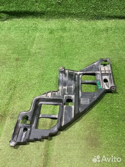 Крепление левой фары VW Golf 6 5k0807227a