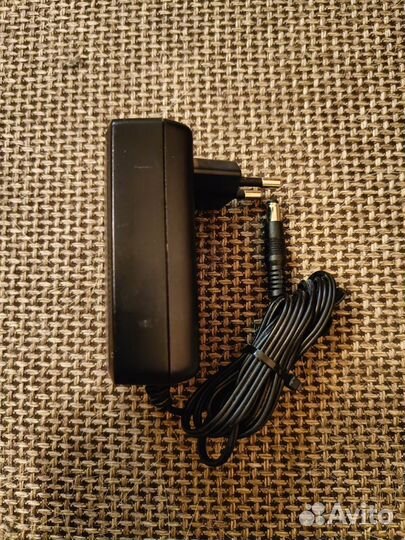 Блок питания 12v 2a Huawei