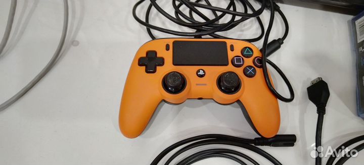 Игровая приставка ps4