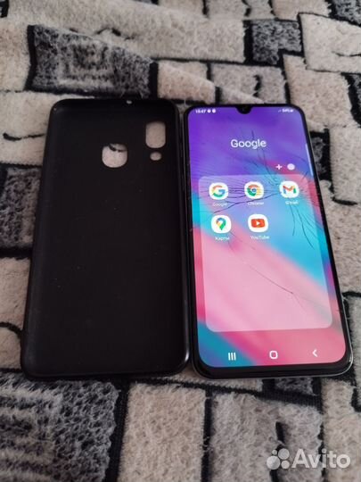 Samsung Galaxy A40, 4/64 ГБ