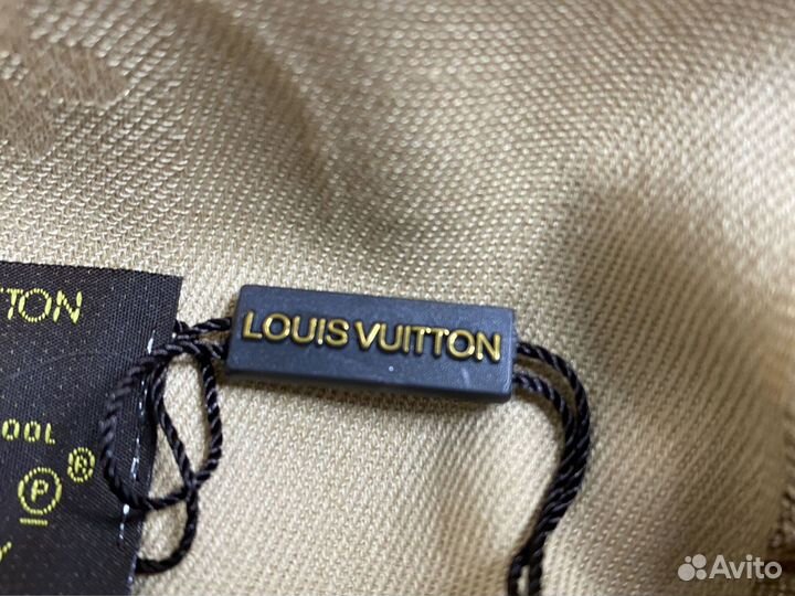 Платок в коробке с пакетом Louis Vuitton