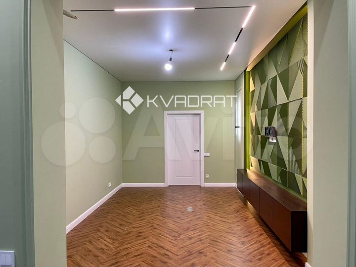 2-к. квартира, 90 м², 18/20 эт.