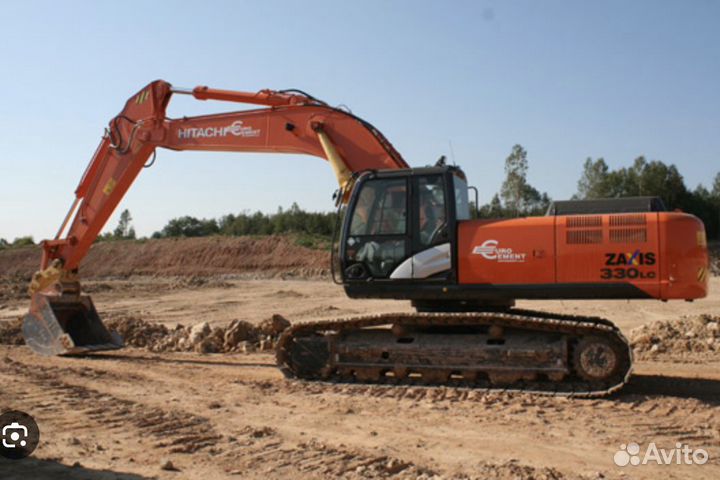 Машинист экскаватора Hitachi