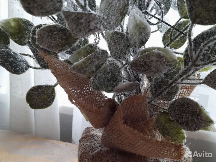 Декоративный цветок