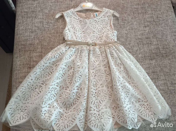 Нарядное платье для девочки 98-104