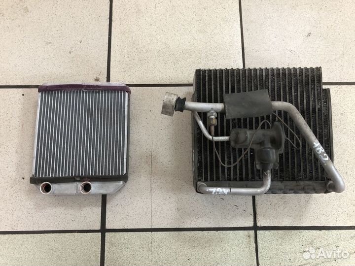 Радиатор отопителя Mitsubishi Montero Sport 1