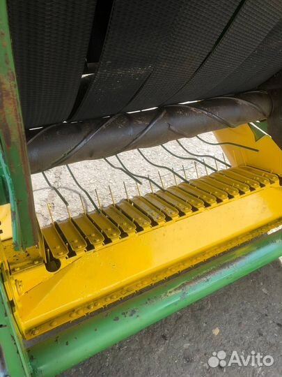 Пресс-подборщик John Deere 550, 1992