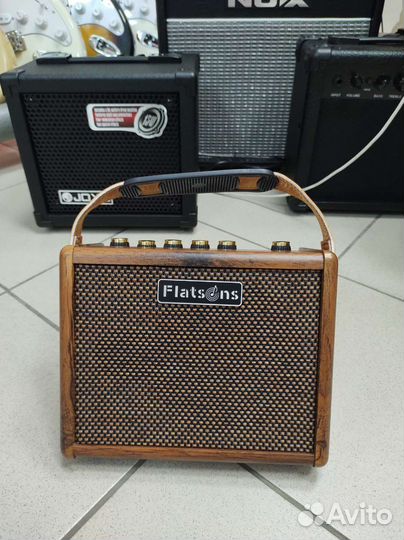 Портативный комбоусилитель, 15Вт