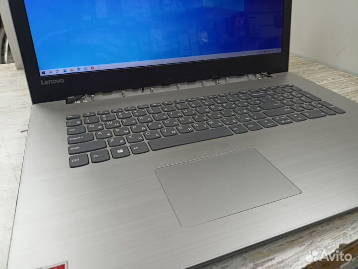 Ноутбук Lenovo ideapad 330-17ast