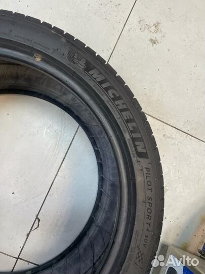 Michelin Pilot Sport 4 SUV 275/40 R21 и 315/35 R21