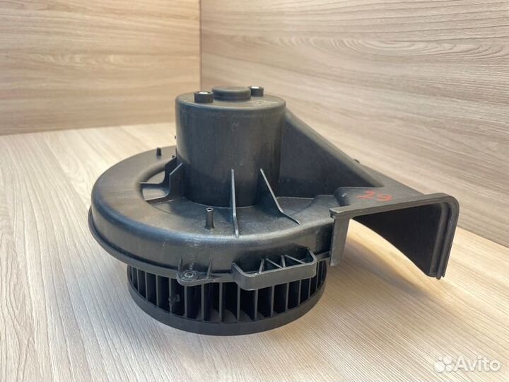 Мотор печки Volkswagen Polo