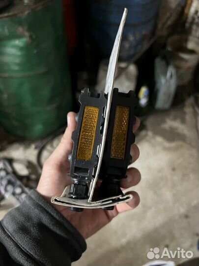 Педали на велосипед