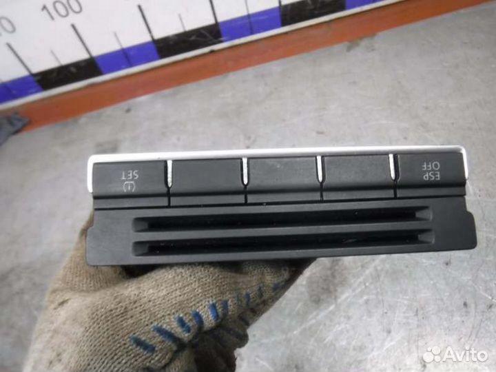 Блок кнопок Volkswagen Tiguan cava 2009