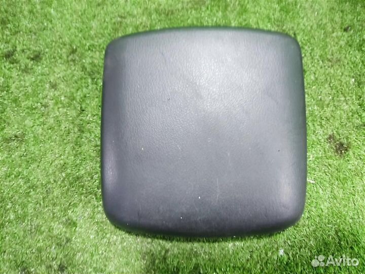 Подлокотник Suzuki Grand Vitara 2011