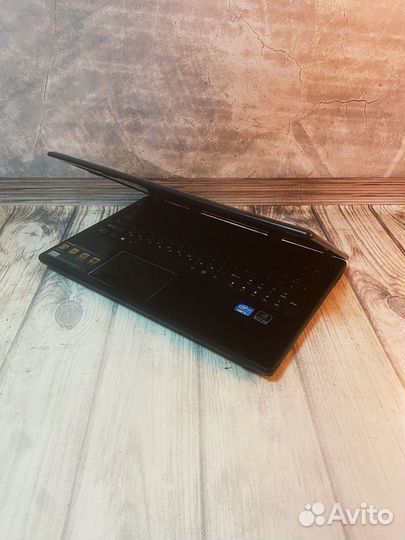 Игровой ноутбук Lenovo g580/Core i3/GeForce