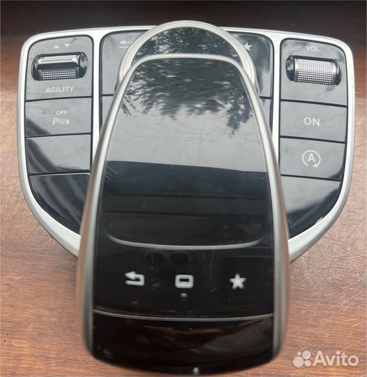 Джойстик центральной конс. Mercedes A2059009014)