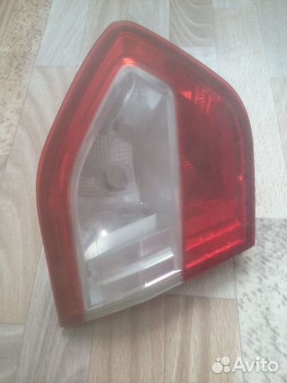 Фонарь задний Рено Флюенс
